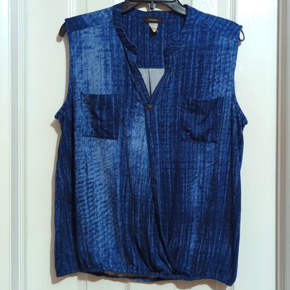 Women's Denim-Look Sleeveless Shirt, Size L